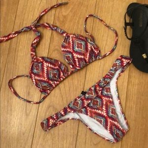EUC VIX Bikini 👙